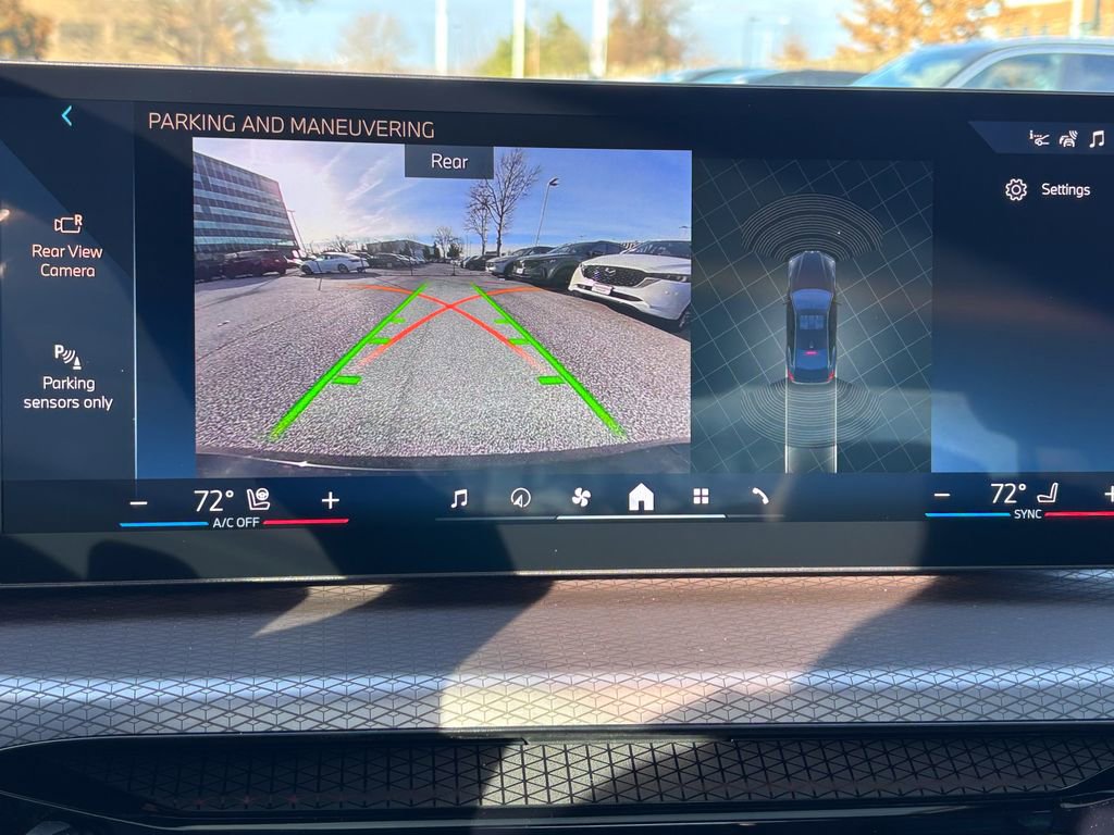 New 2026 BMW 430i xDrive Coupe w/ M Sport Package AWD/4WD image 20