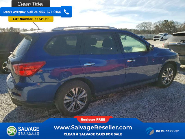 Used 2018 Nissan Pathfinder SL w/ Cargo Package image 4