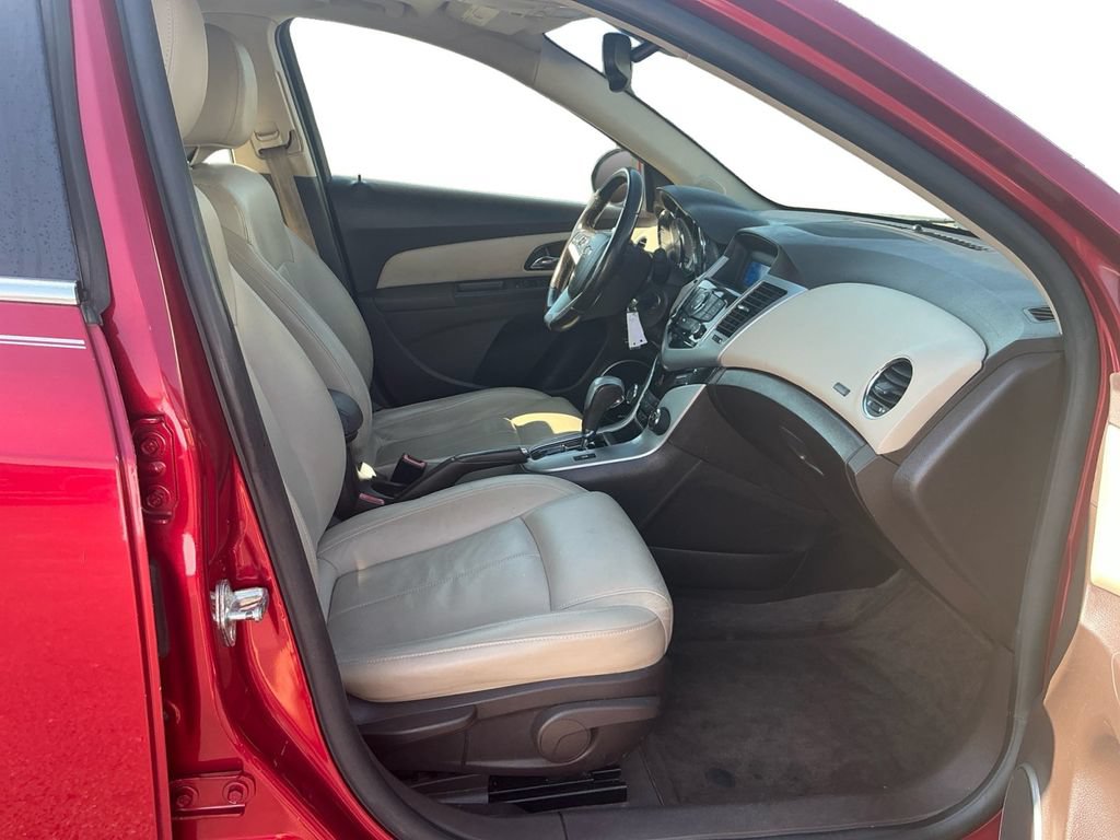 Used 2011 Chevrolet Cruze LT w/ RS Package FWD image 22