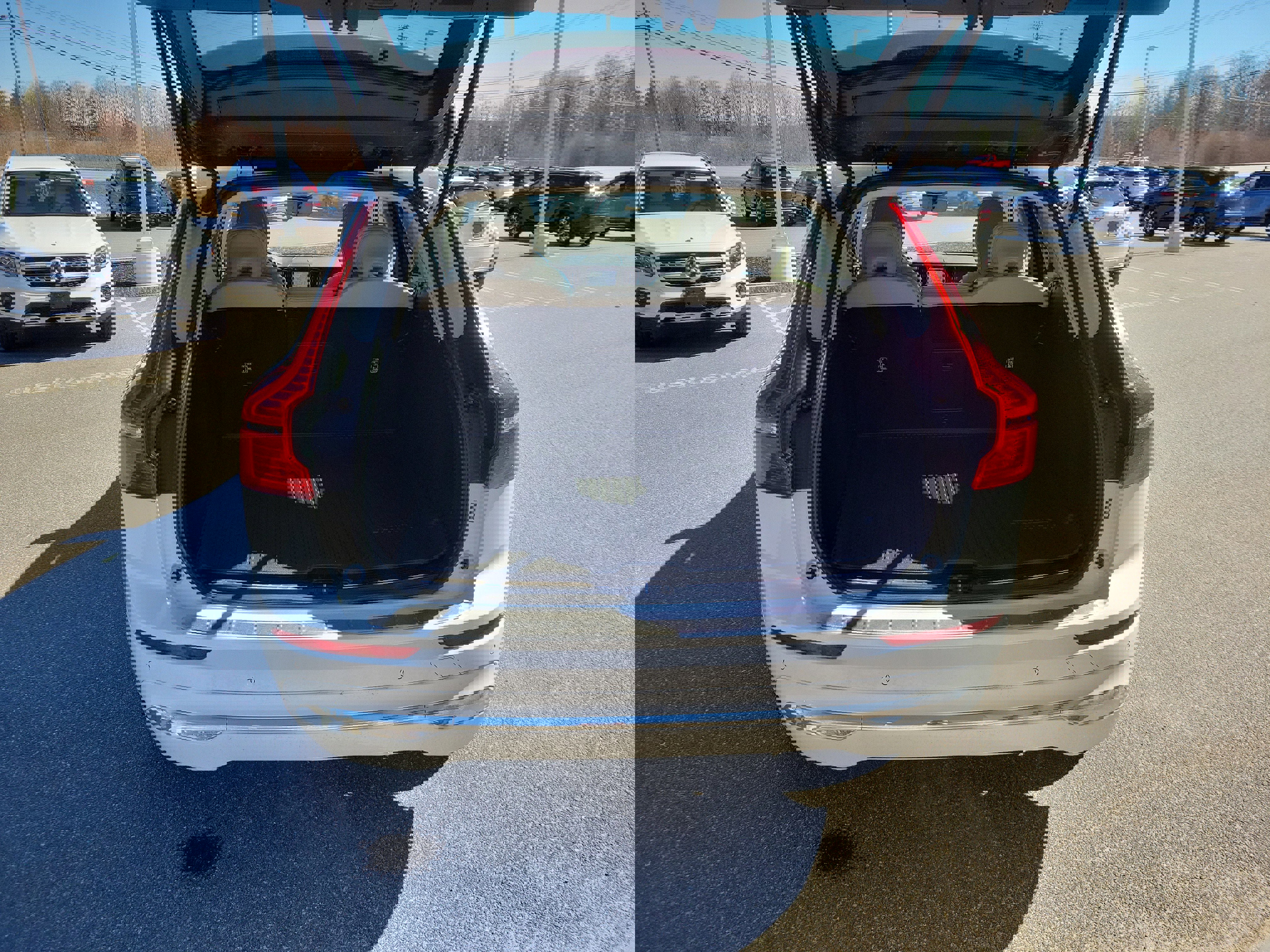 Used 2023 Volvo XC60 B5 Plus w/ Climate Package image 16