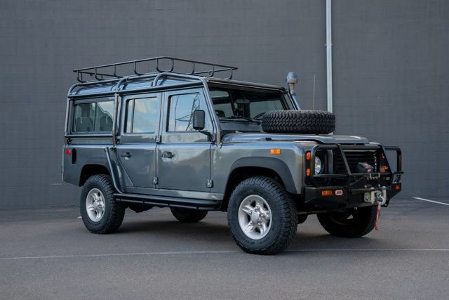 Used 1993 Land Rover Defender 110 AWD/4WD image 1
