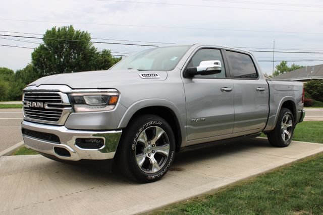 Used 2019 RAM 1500 Laramie AWD/4WD image 7