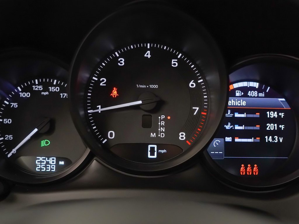 Certified 2025 Porsche Macan image 26