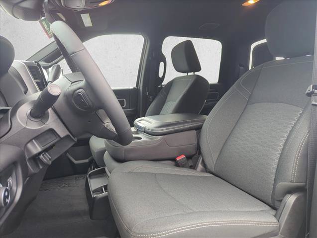 Used 2025 RAM 2500 Big Horn AWD/4WD image 16