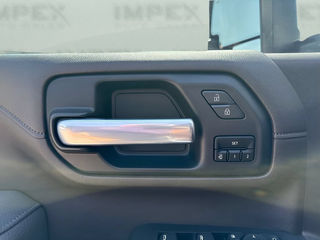 Used 2020 GMC Sierra 2500 Denali w/ Denali Ultimate Package AWD/4WD image 11