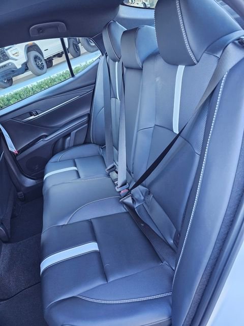 Used 2026 Toyota Camry SE image 22