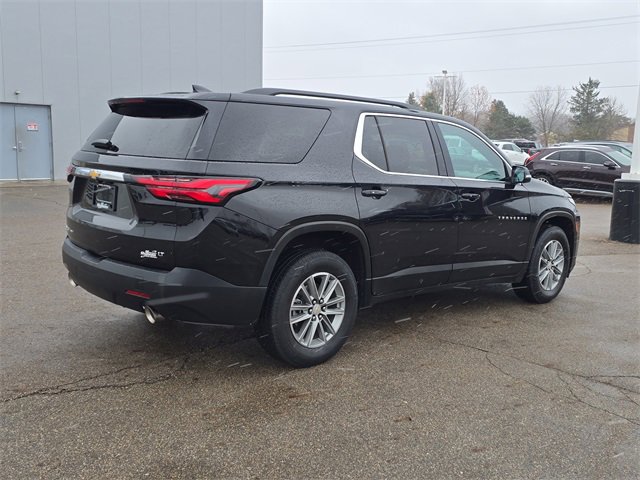 Used 2023 Chevrolet Traverse LT w/ LPO, Floor Liner Package image 3