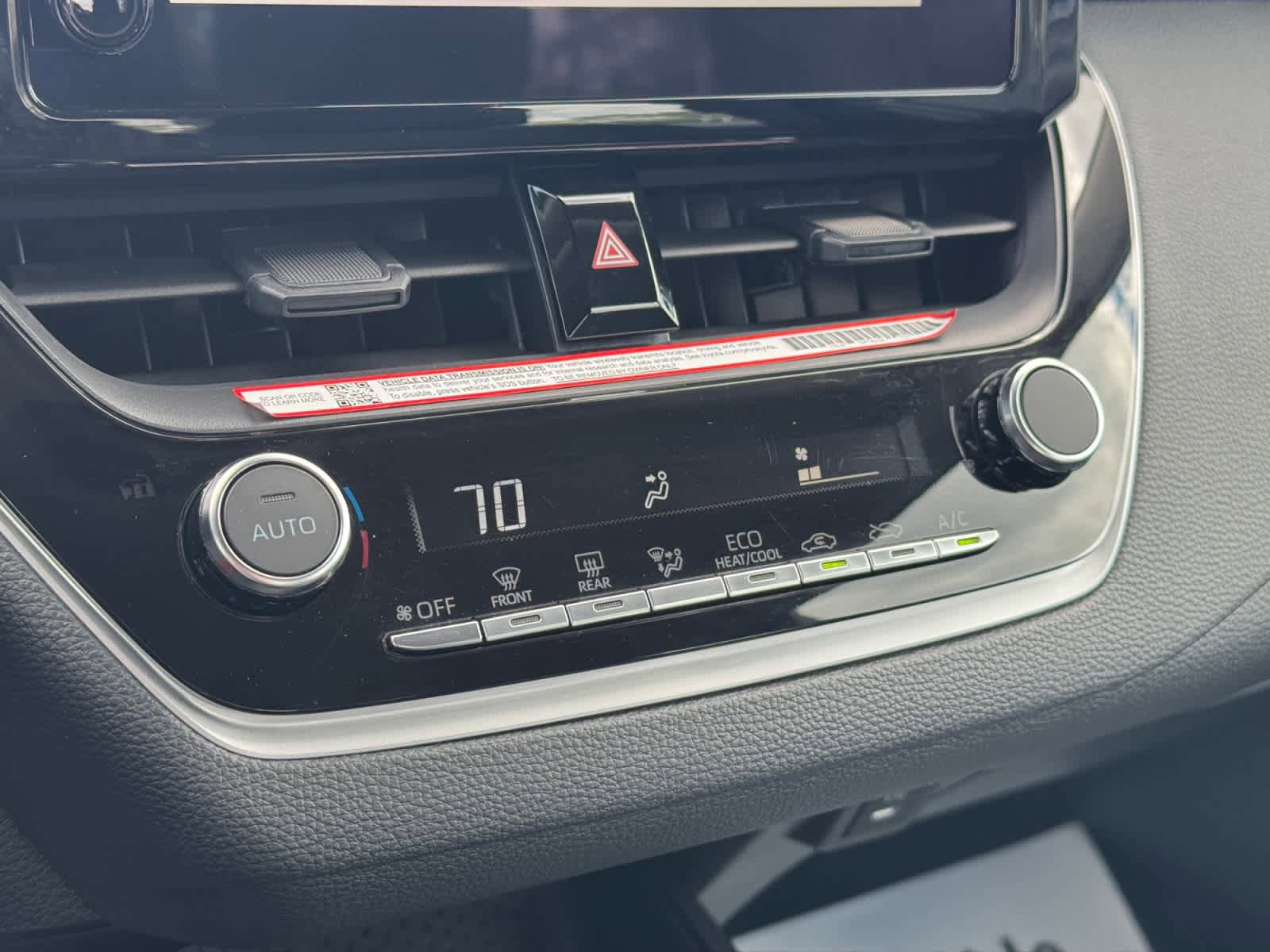 Used 2025 Toyota Corolla LE FWD image 18