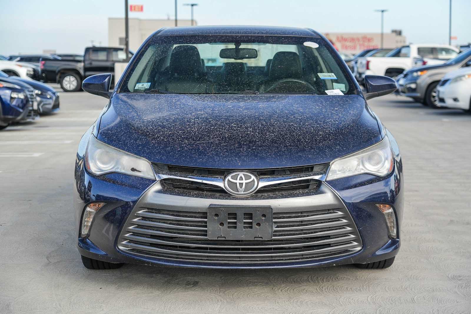 Used 2017 Toyota Camry XLE w/ Convenience Package FWD image 4