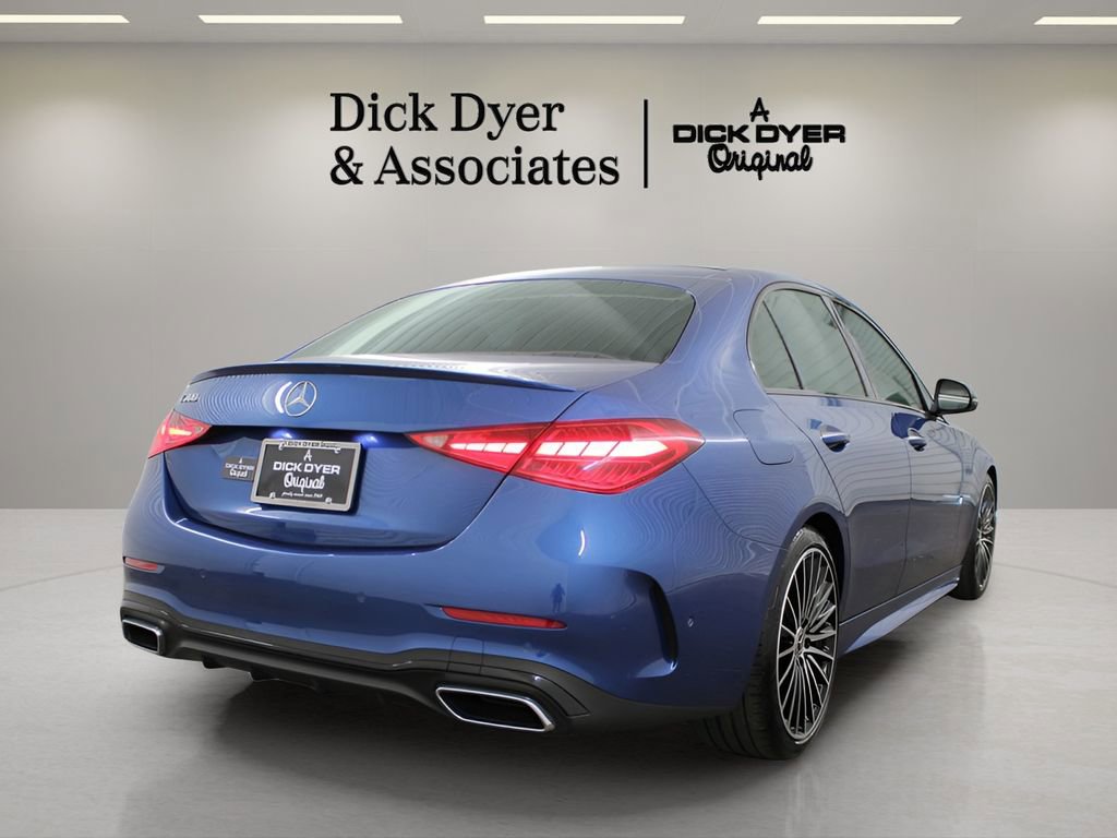 Used 2022 Mercedes-Benz C 300 Sedan image 2