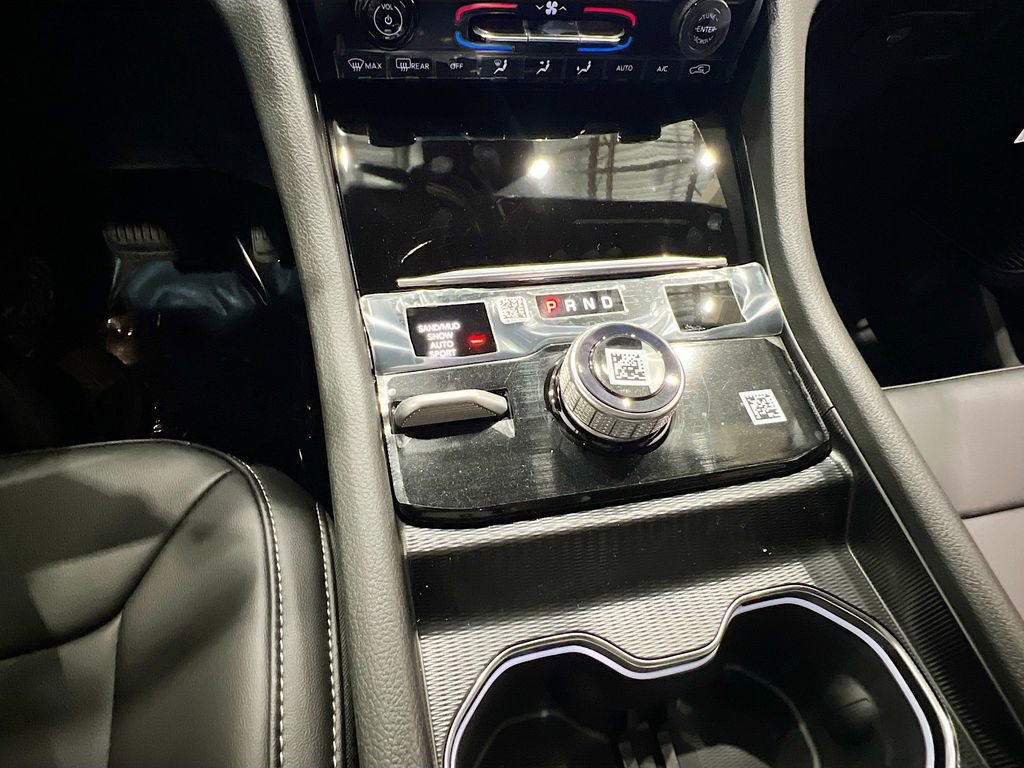 New 2025 Jeep Grand Cherokee L Limited w/ Black Appearance Package image 29
