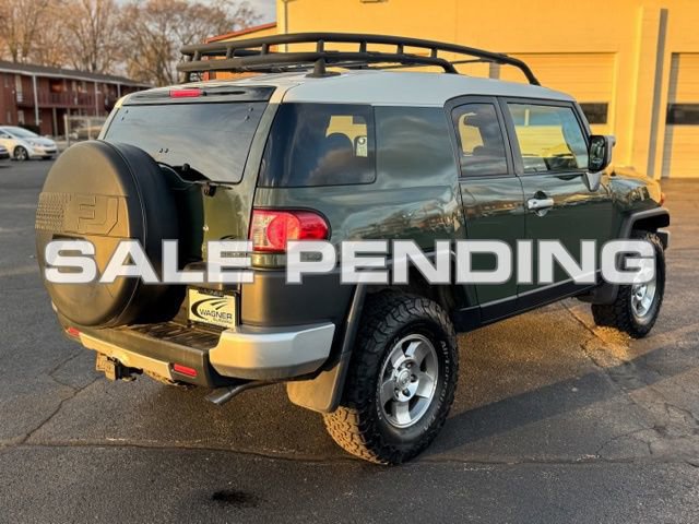 Used 2010 Toyota FJ Cruiser 4WD image 7