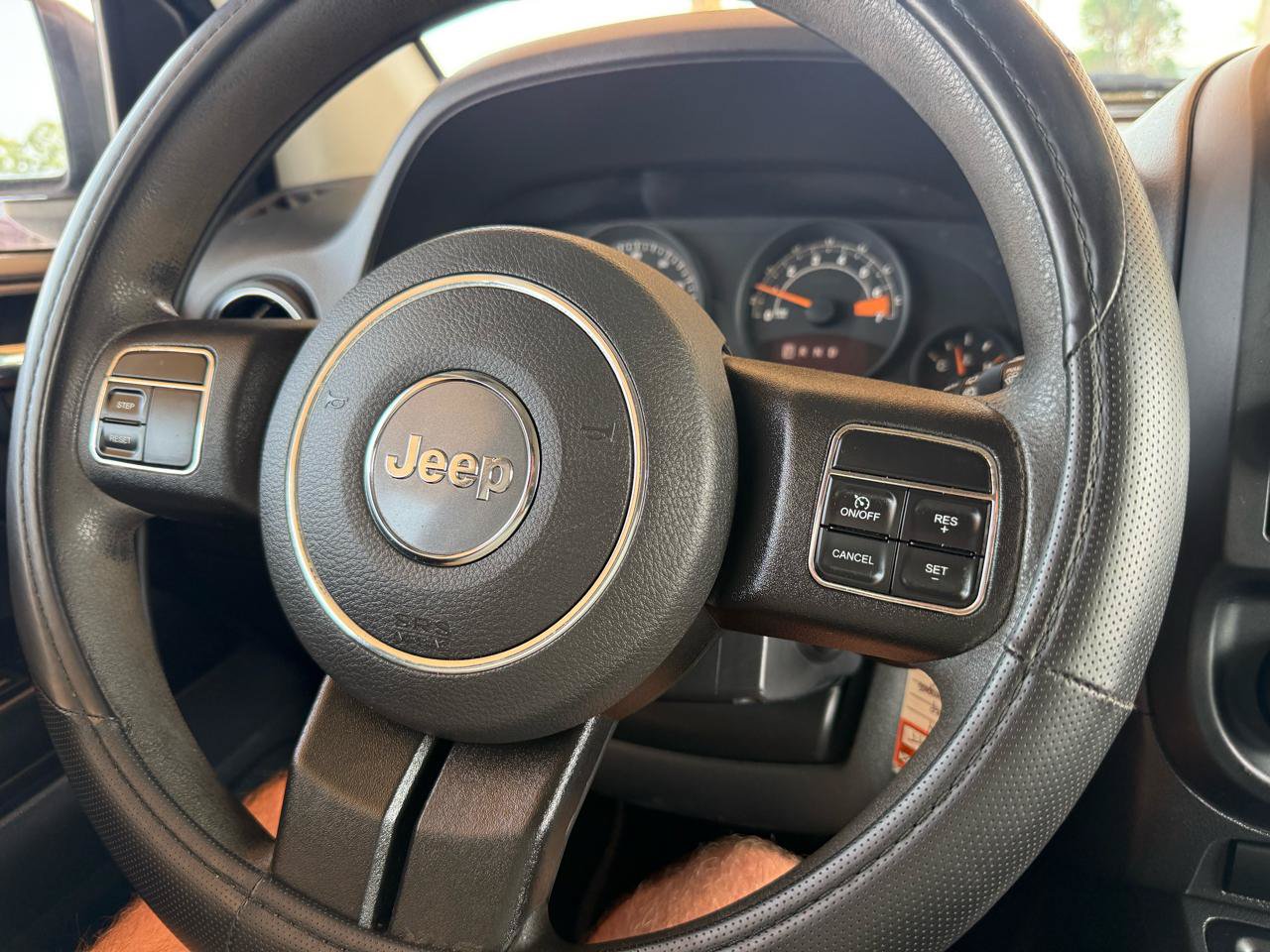 Used 2014 Jeep Compass Sport w/ Power Value Group FWD image 34