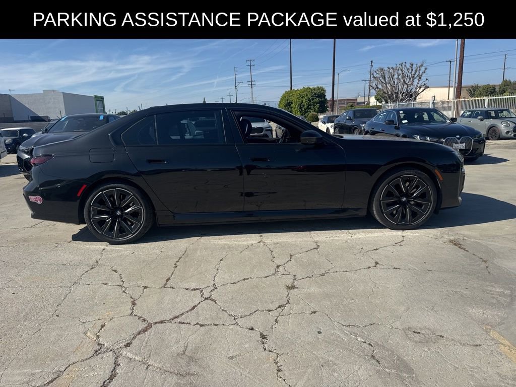 Used 2023 BMW i7 xDrive60 AWD/4WD image 8