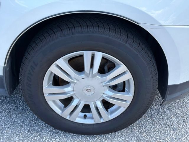 Used 2016 Cadillac SRX Luxury w/ Driver Awareness Package FWD image 9