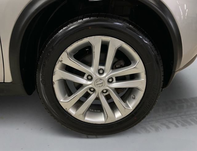 Used 2011 Nissan Juke SV image 16