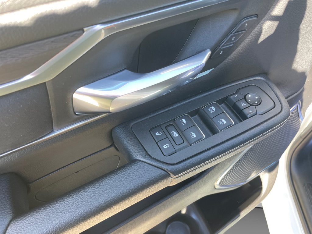 Used 2026 RAM 1500 Laramie AWD/4WD image 22