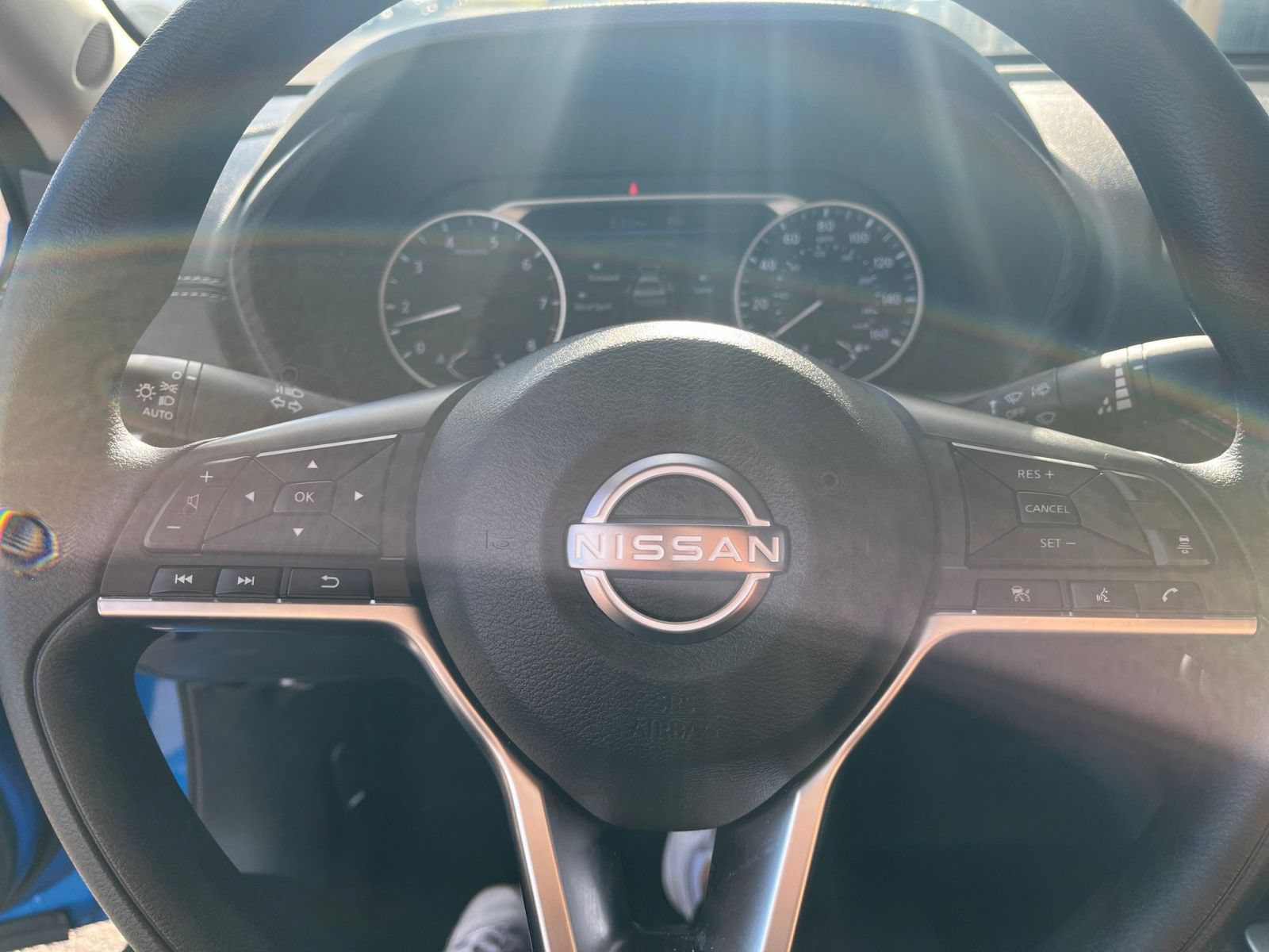 Used 2025 Nissan Sentra SV FWD image 25