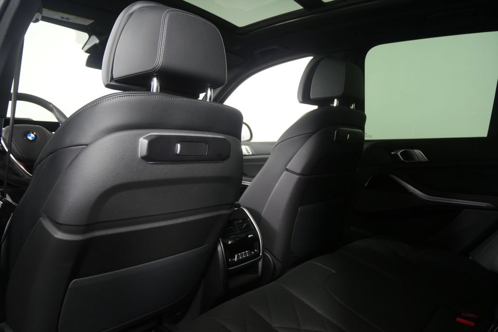 Certified 2026 BMW X5 xDrive40i AWD/4WD image 16