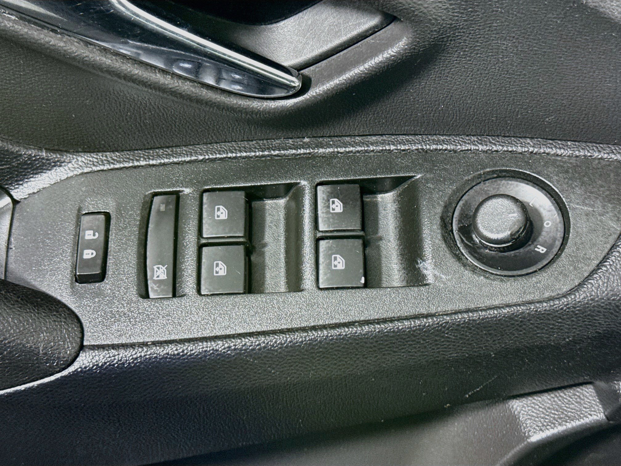 Used 2019 Chevrolet Trax LS FWD image 22
