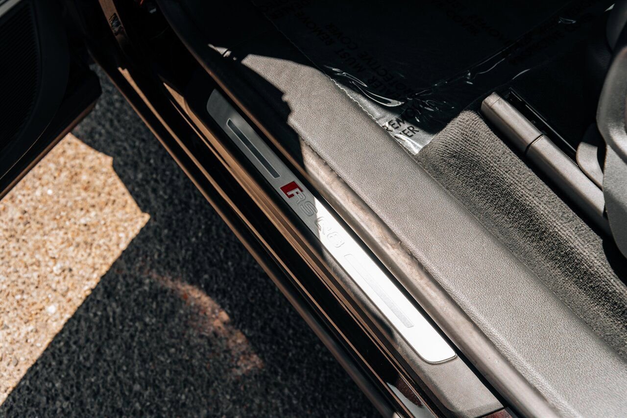 Used 2023 Audi RS Q8 w/ Black Optic Package AWD/4WD image 18