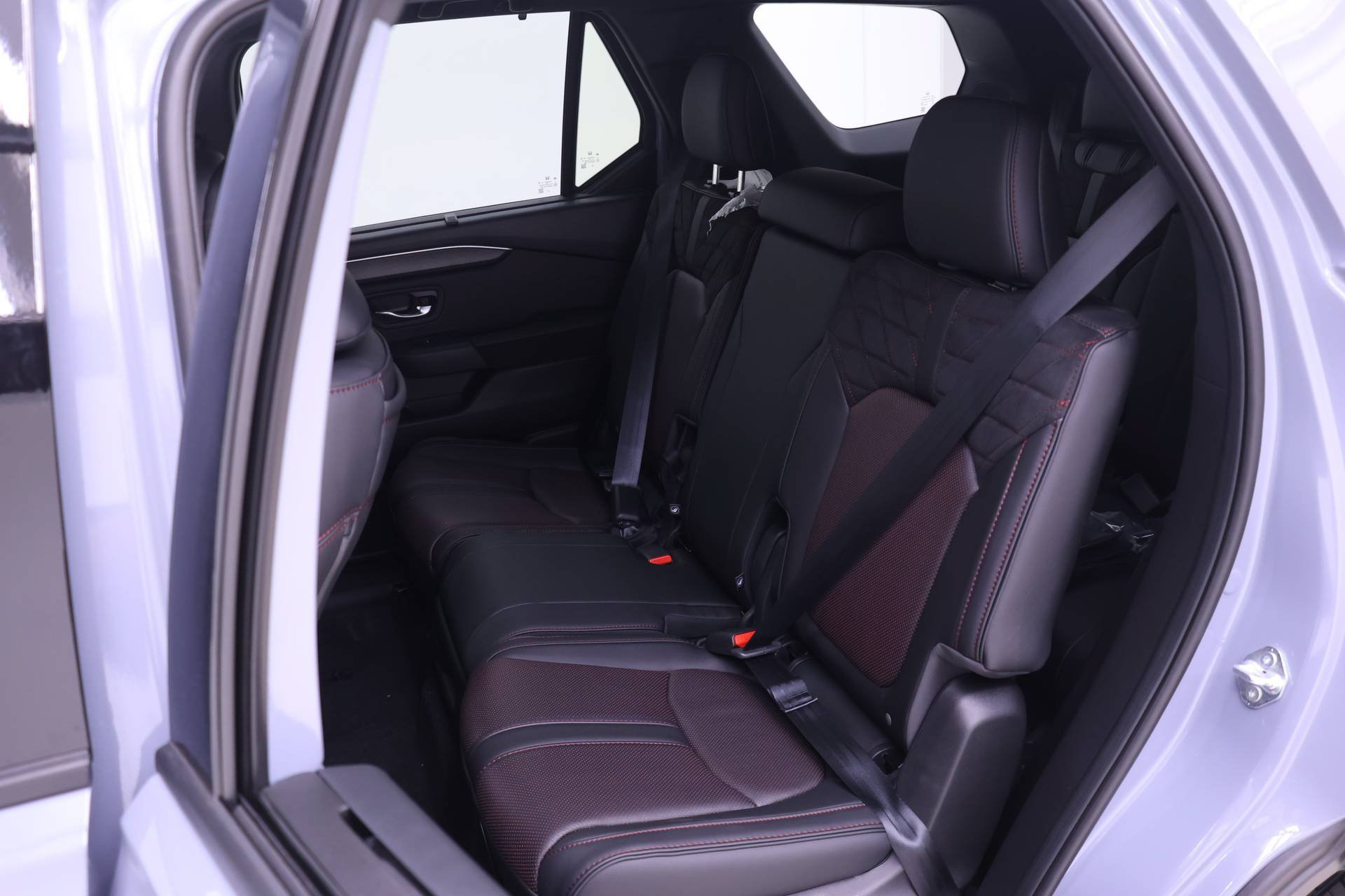 New 2026 Honda Pilot Black Edition image 10