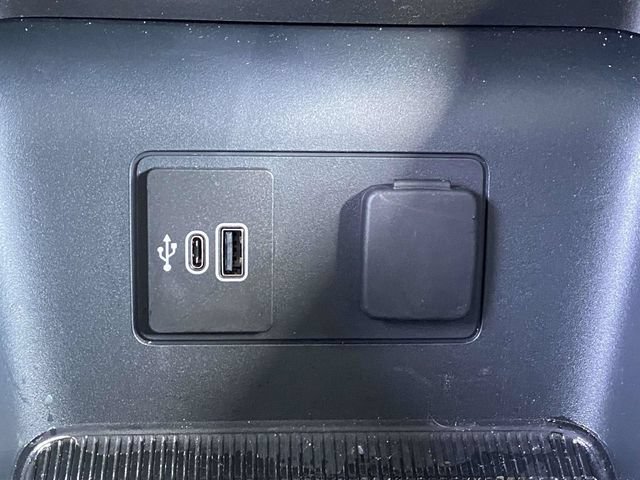 New 2026 Ford Explorer Active w/ Active Comfort Package RWD image 18