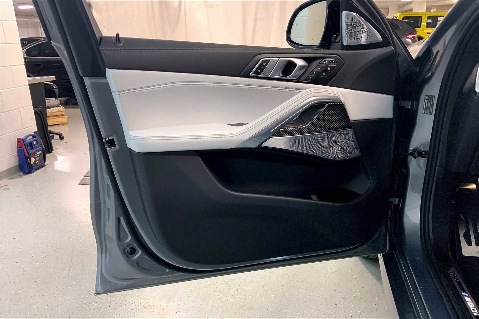 New 2026 BMW X6 M60i image 10