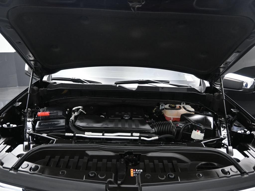 Used 2023 Chevrolet Silverado 1500 LT RWD image 16