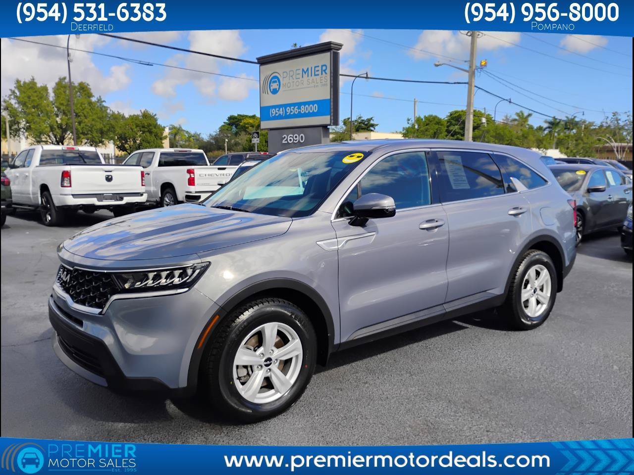 Used 2023 Kia Sorento LX FWD image 1