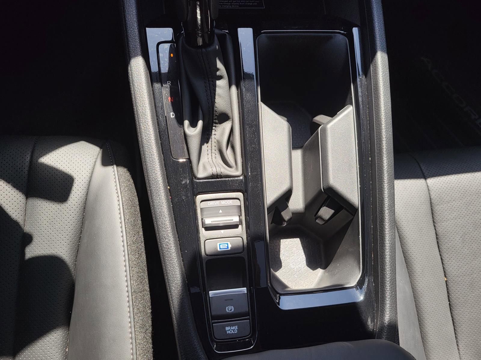 Used 2025 Honda Accord Sport image 29