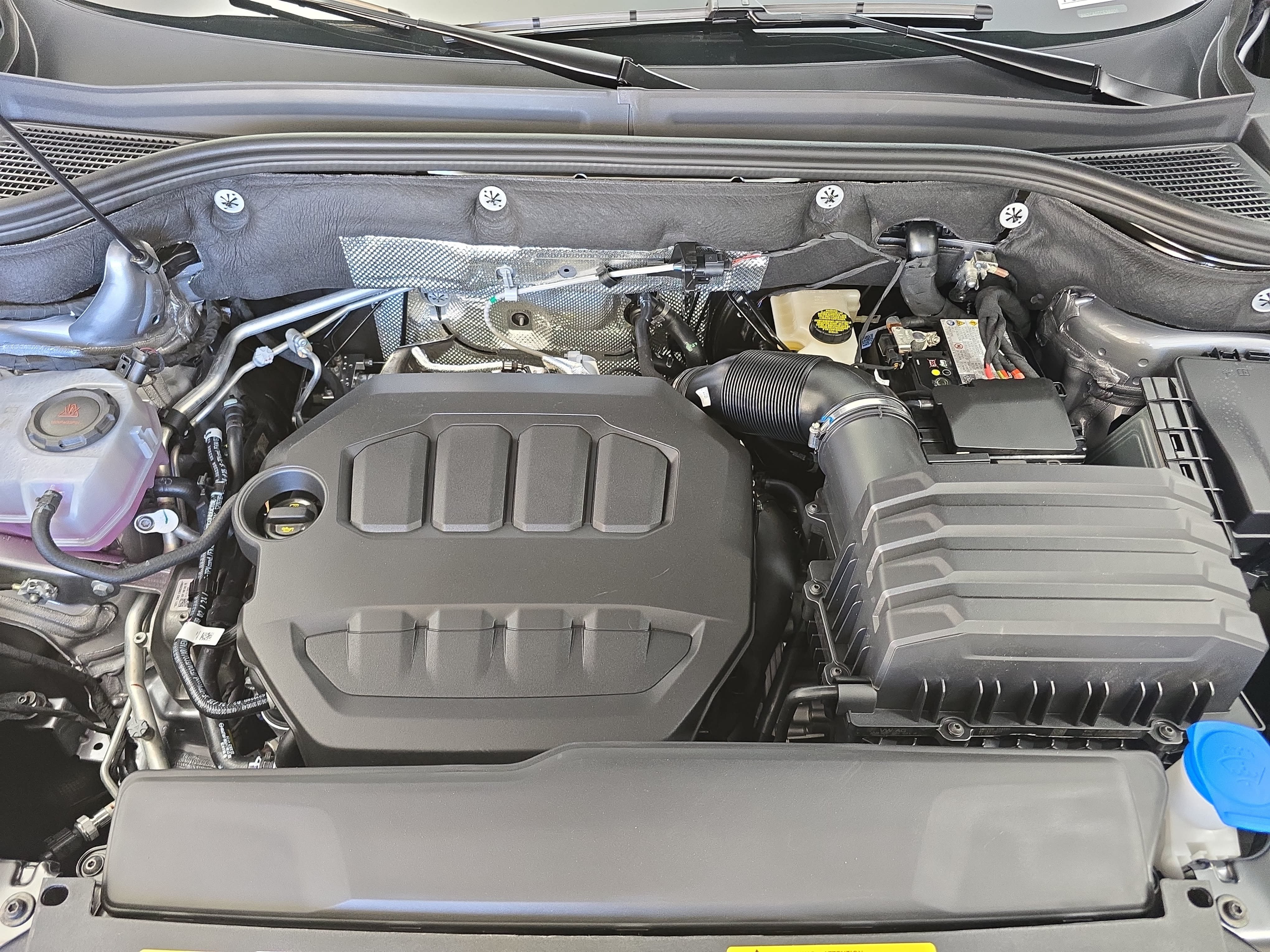 New 2026 Volkswagen Atlas SEL AWD/4WD image 32
