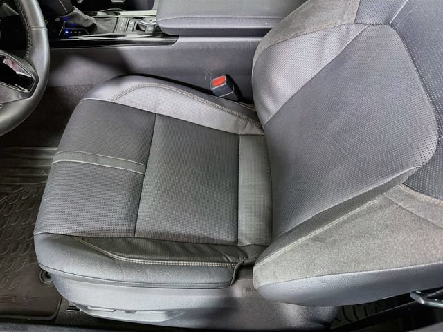 Used 2025 Toyota Camry XLE w/ Premium Plus Package AWD/4WD image 10