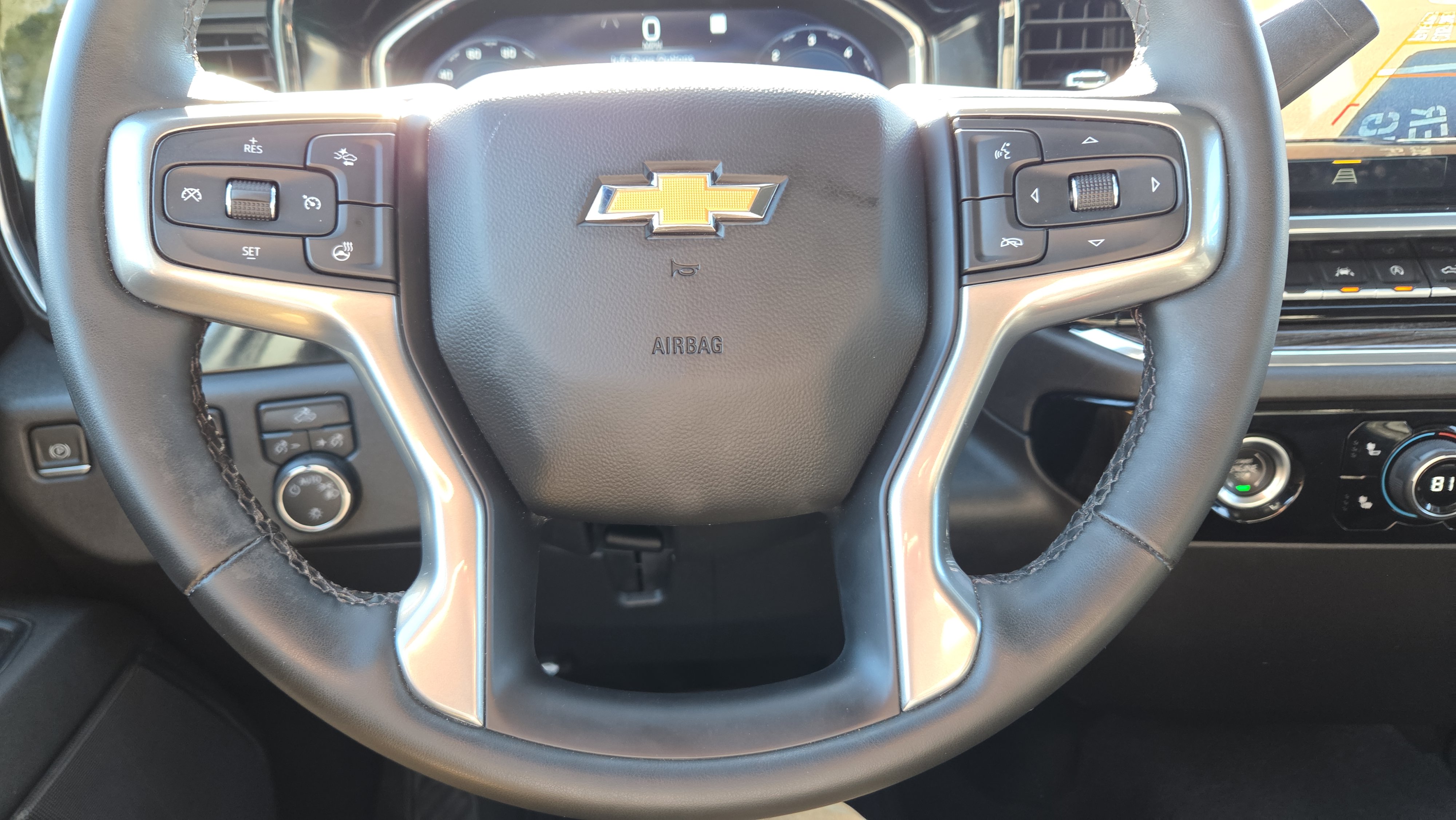 Used 2023 Chevrolet Silverado 1500 LT image 23