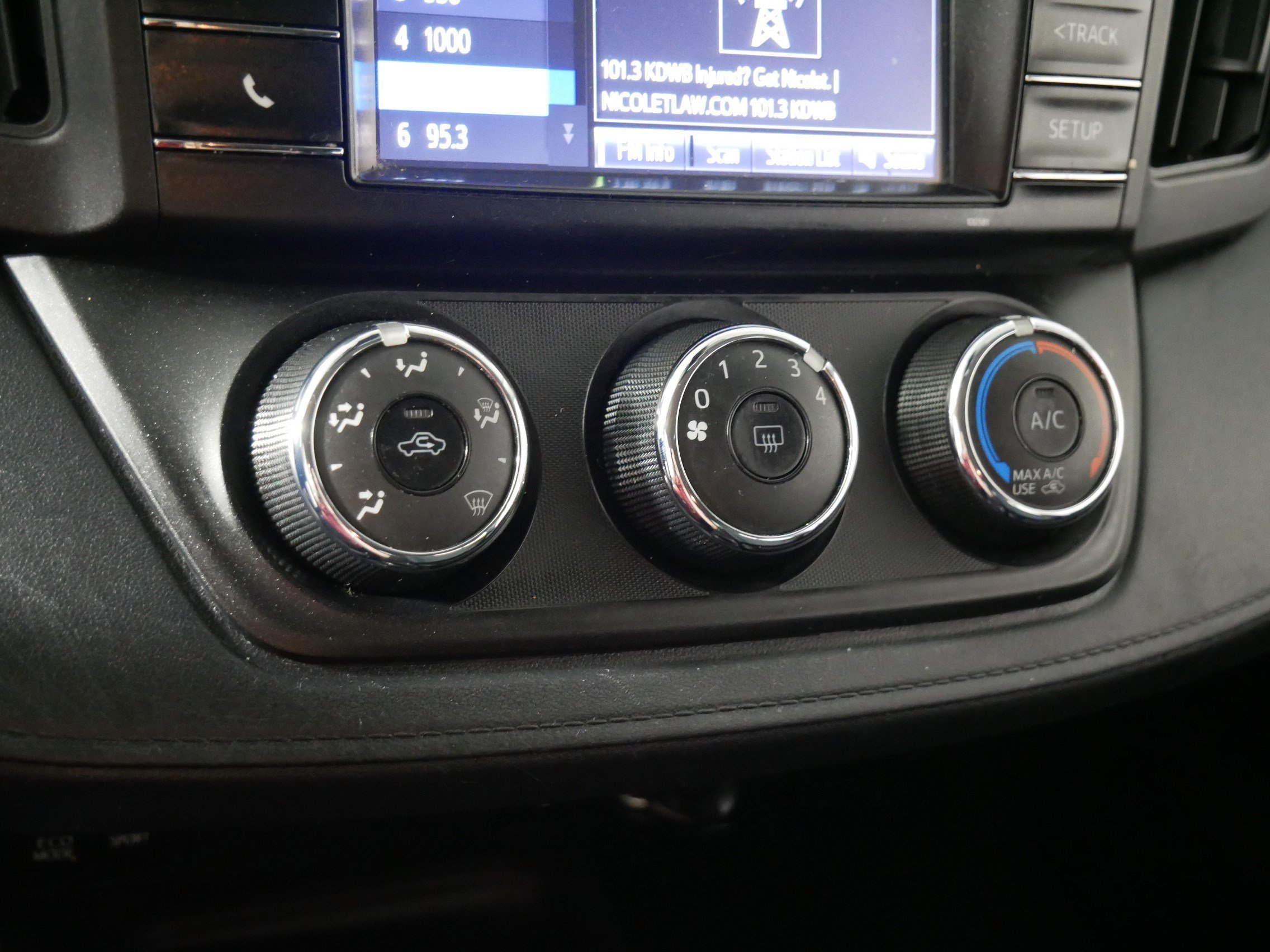 Used 2017 Toyota RAV4 LE w/ All Weather Liner Package AWD/4WD image 23