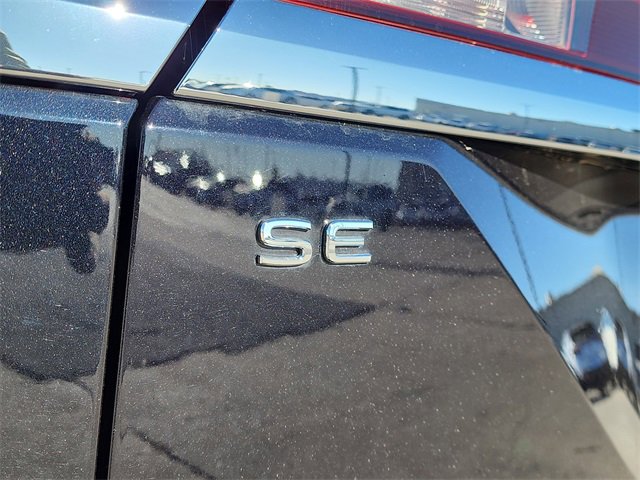 Certified 2024 Volkswagen Atlas SE image 4