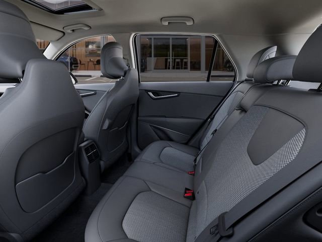 New 2025 Kia Niro EX Touring image 18