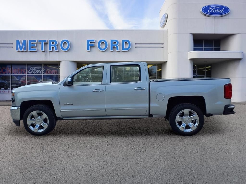 Used 2016 Chevrolet Silverado 1500 LTZ w/ Texas Edition RWD image 7