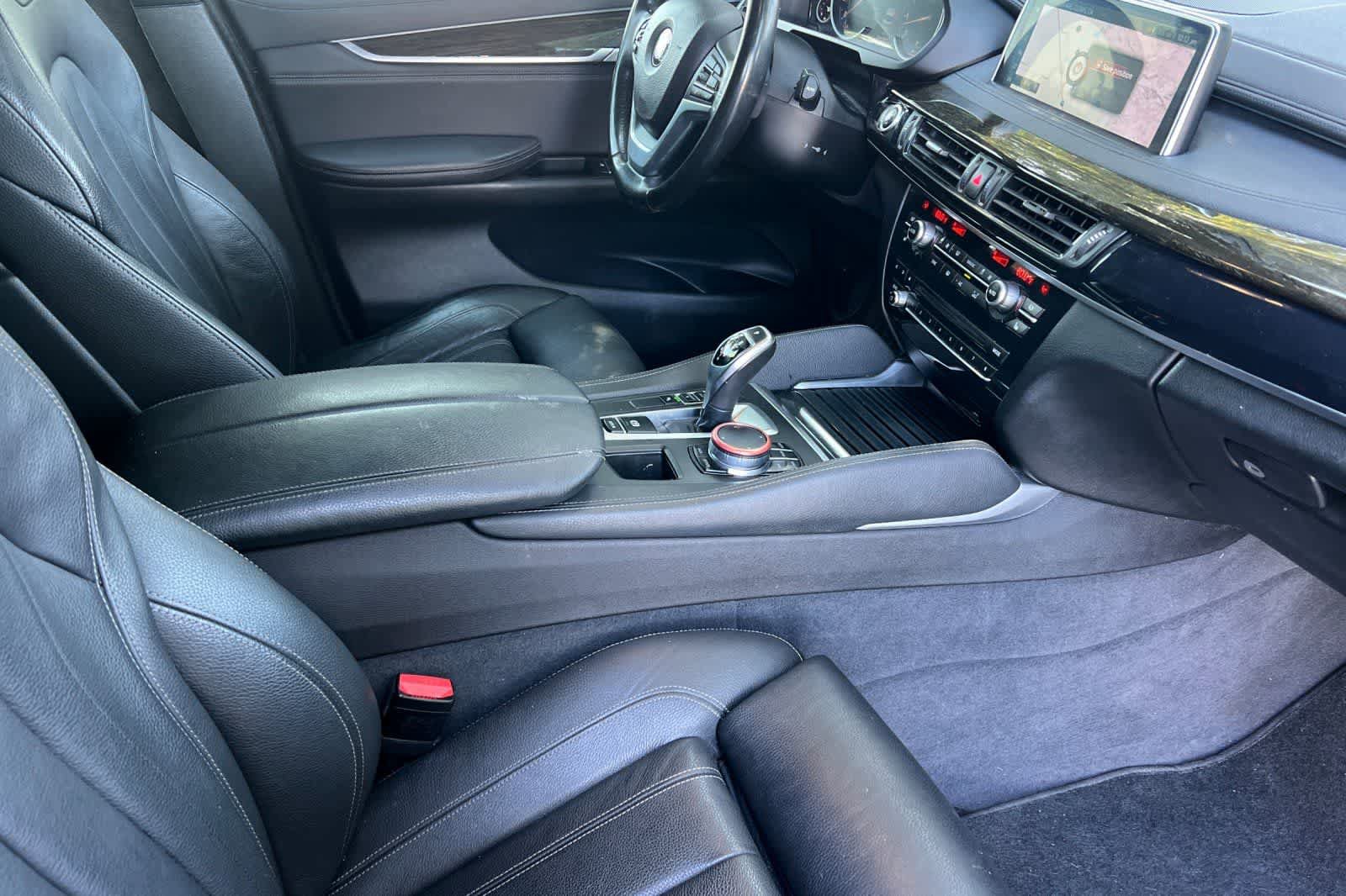 Used 2017 BMW X6 sDrive35i RWD image 17
