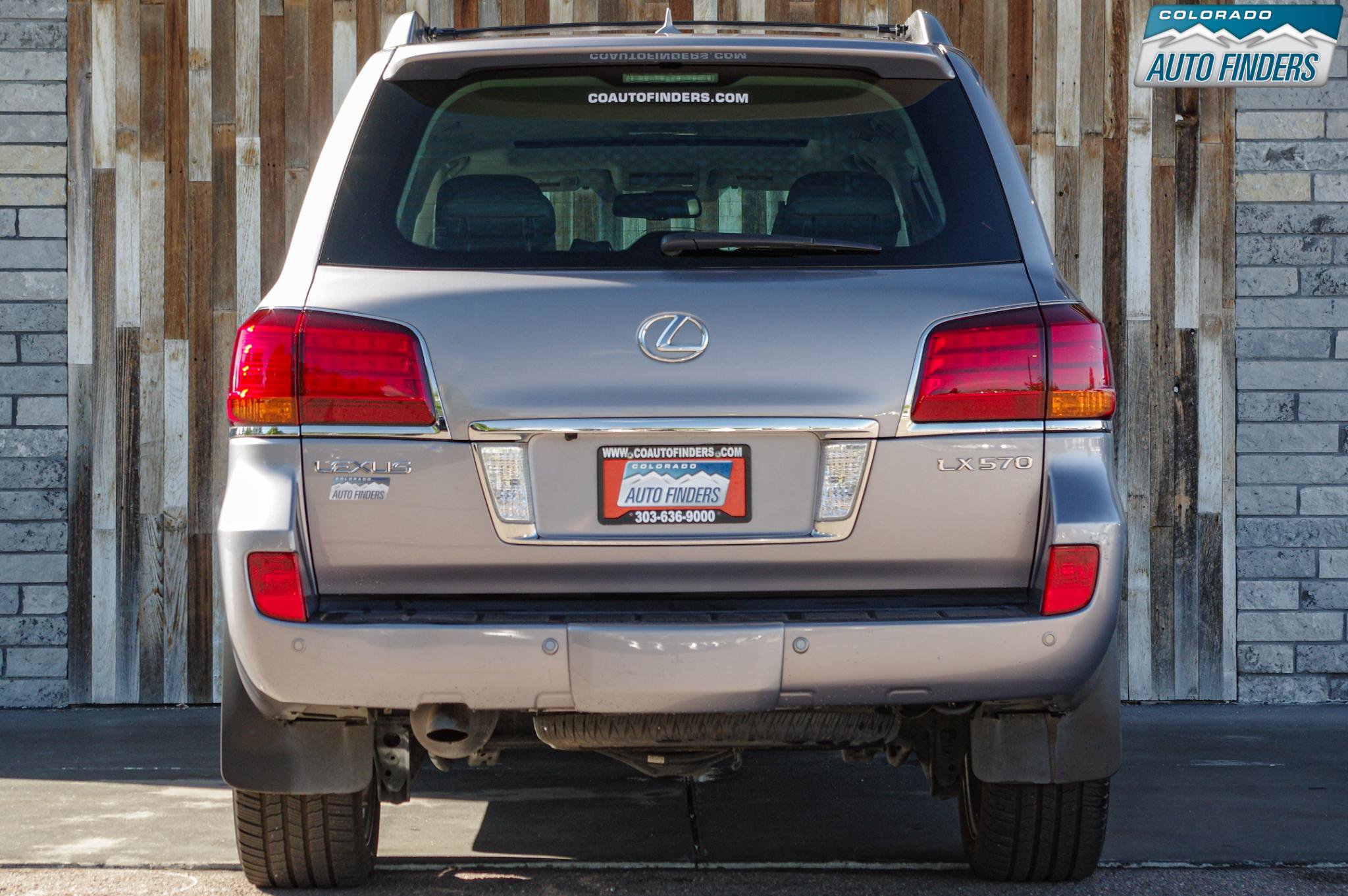 Used 2008 Lexus LX 570 4WD w/ Technology Pkg image 5