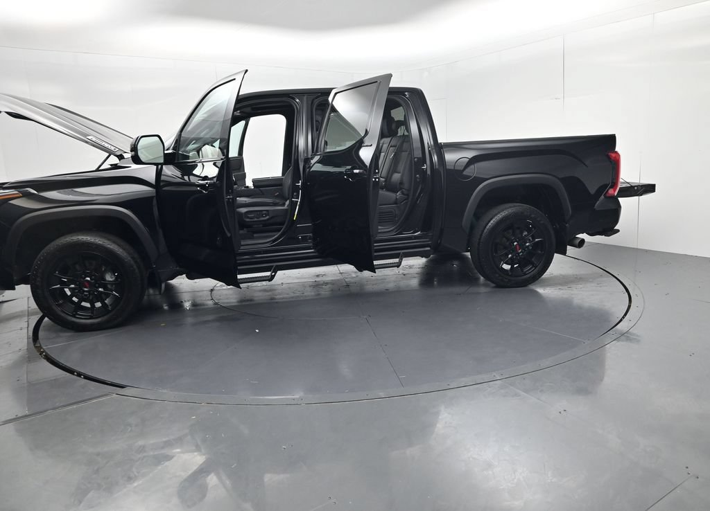 Used 2025 Toyota Tundra Limited w/ TRD Off-Road Package AWD/4WD image 68