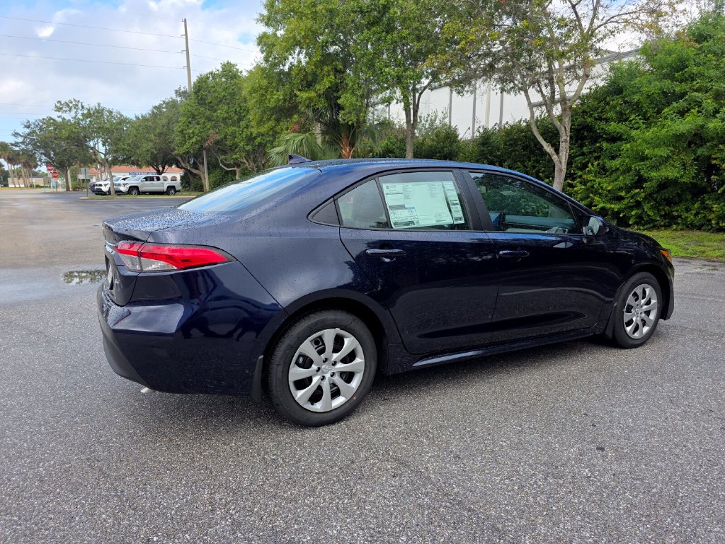 New 2027 Toyota Corolla LE FWD image 11