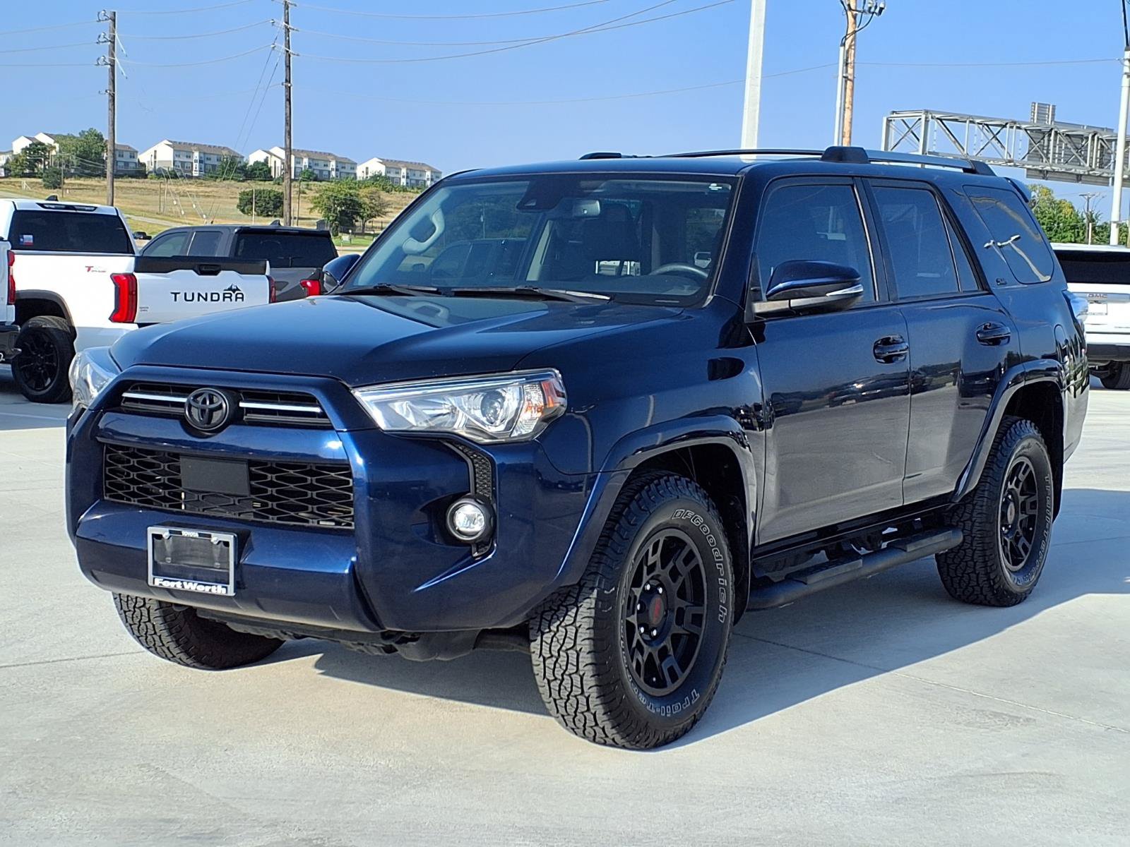 Used 2022 Toyota 4Runner SR5 Premium w/ Moonroof Package RWD image 3