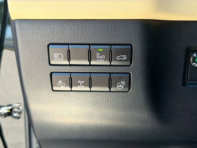 Used 2015 Lexus NX 200t AWD w/ Luxury Package image 44