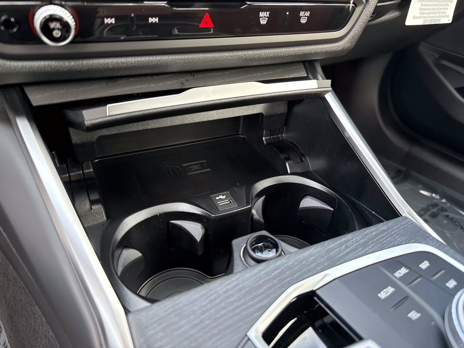 New 2026 BMW 330i Sedan w/ Convenience Package RWD image 29