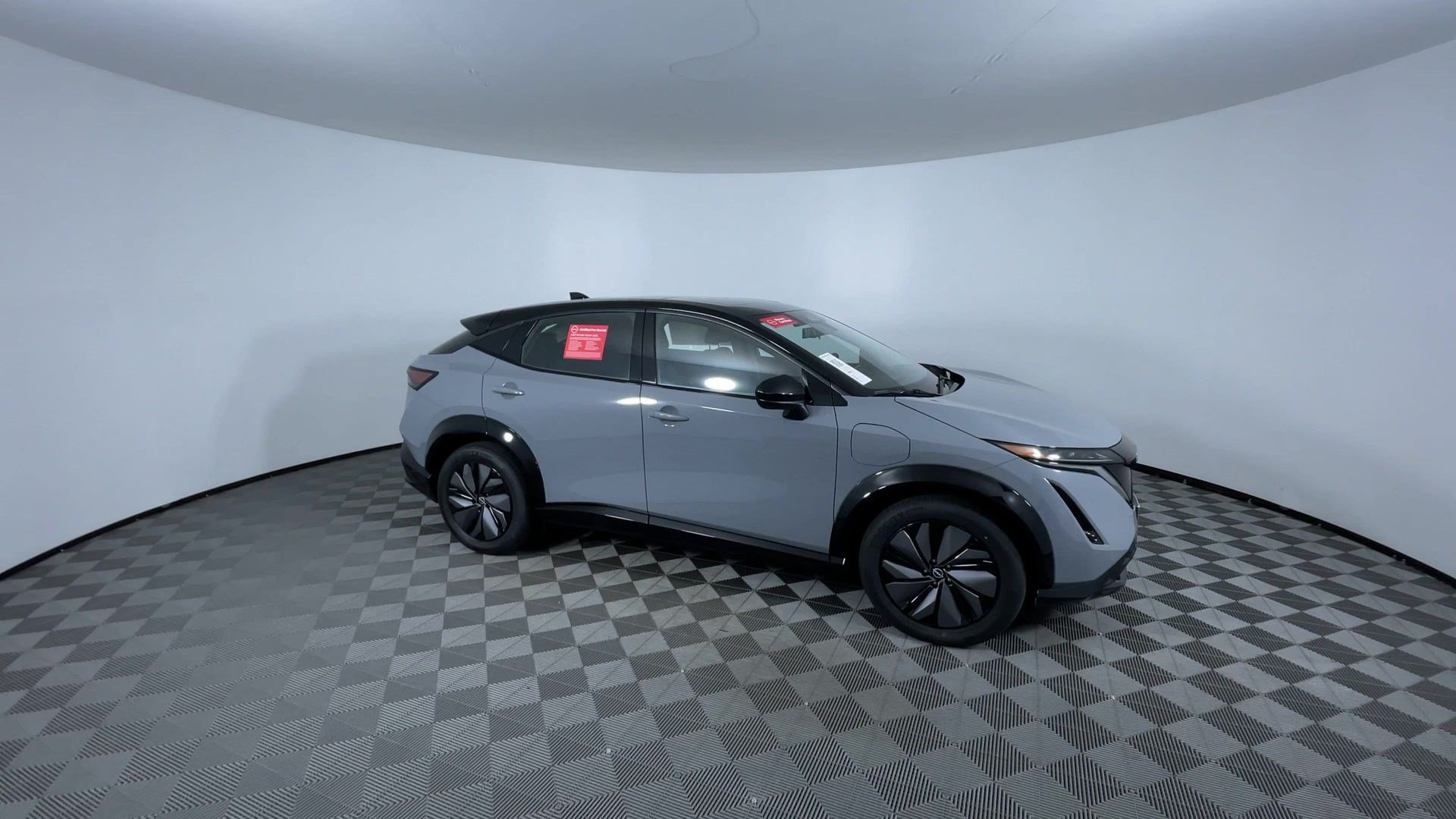 Certified 2024 Nissan Ariya AWD image 2