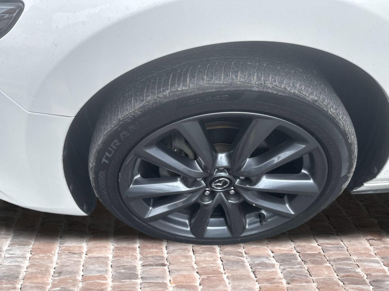Used 2023 MAZDA MAZDA3 s FWD image 12