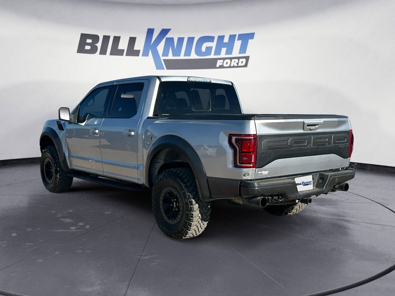 Used 2019 Ford F150 Raptor w/ Equipment Group 802A Luxury image 3
