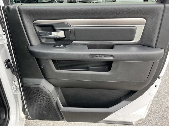 Used 2024 RAM 1500 Warlock AWD/4WD image 22