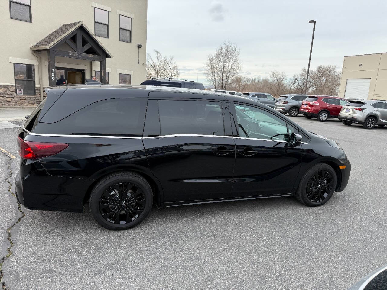 Used 2025 Honda Odyssey Sport-L image 9